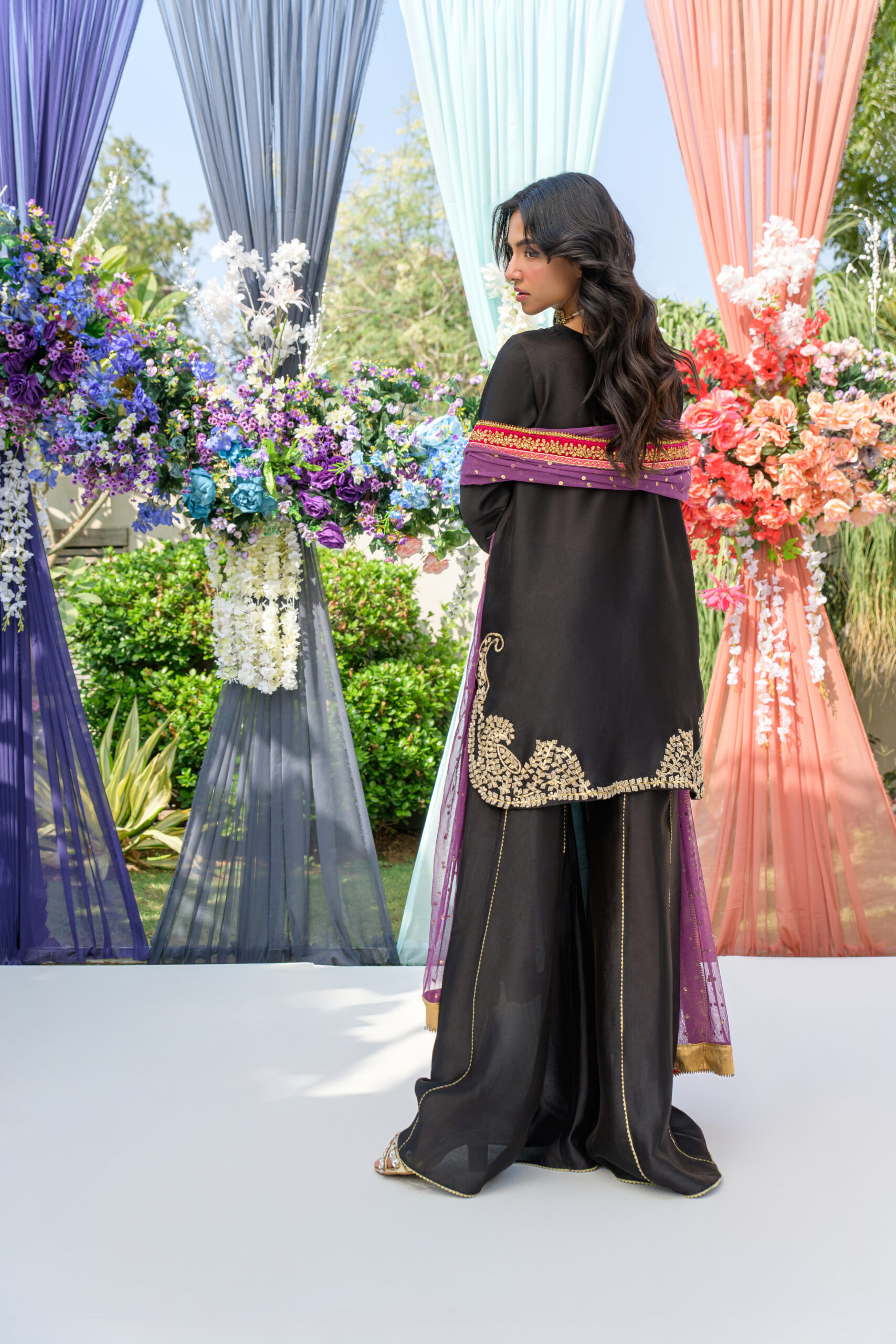 Zinni Black - Image 3