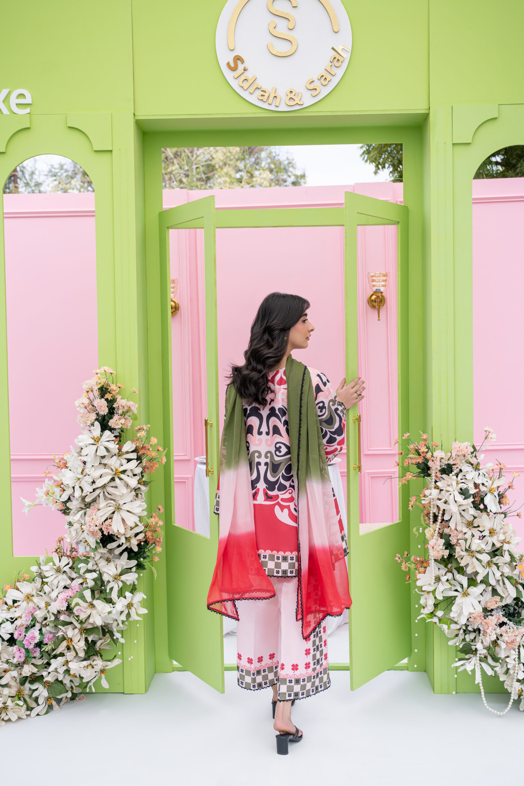 Power in Pink - Image 4